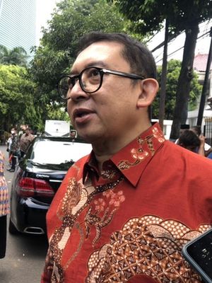 Wakil Ketua Umum Partai Gerindra Fadli Zon ditemui di kawasan Kuningan, Jakarta Selatan, Minggu (23/4/2023). 