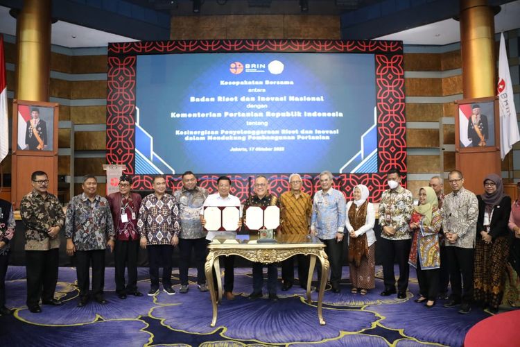 Kementerian Pertanian (Kementan) dan Badan Riset dan Inovasi Nasional (BRIN) menandatangani Kesepakatan Bersama tentang Kesinergian Penyelenggaraan Riset dan Inovasi dalam Mendukung Pembangunan Pertanian. 
