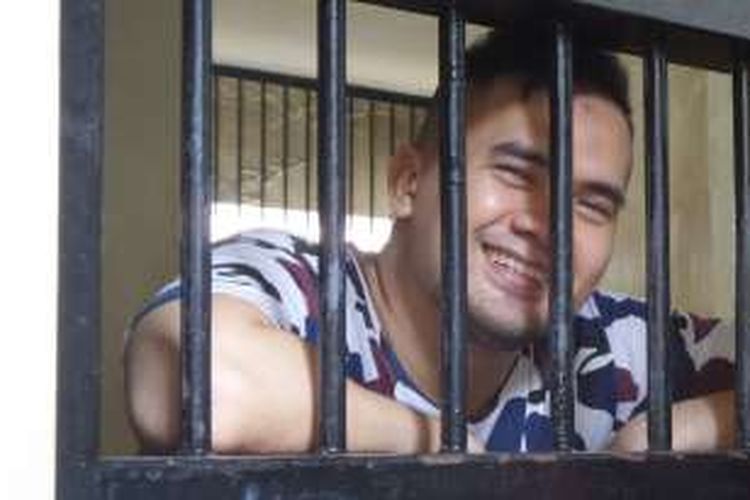Saipul Jamil berada dalam sel tahanan Pengadilan Negeri Jakarta Utara sebelum sidang dimulai pada Senin (23/5/2016).