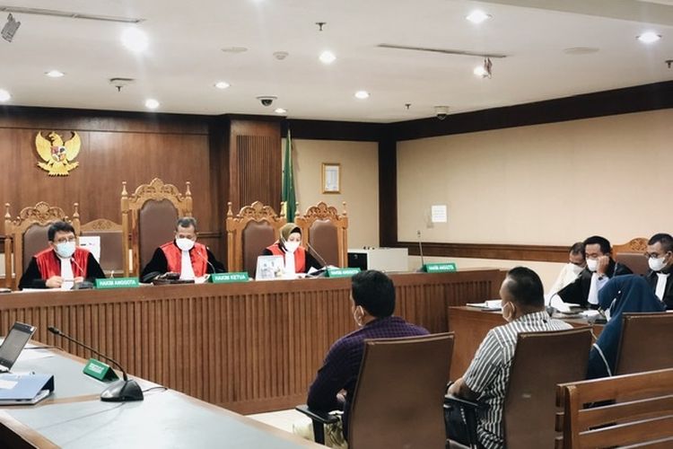 Tiga saksi dihadirkan dalam persidangan dugaan korupsi di Kabupaten Langkat dengan terdakwa Muara Perangin-Angin. Persidangan berlangsung di Pengadilan Tipikor Jakarta, Senin (11/4/2022). 