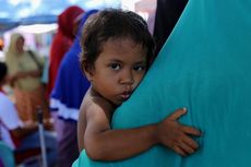 Saat Dingin dan Hujan Membekap Pengungsi Korban Gempa Aceh