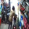 Terekam CCTV, Kawanan Curanmor Gasak 2 Motor di Pademangan Kurang dari 2 Menit