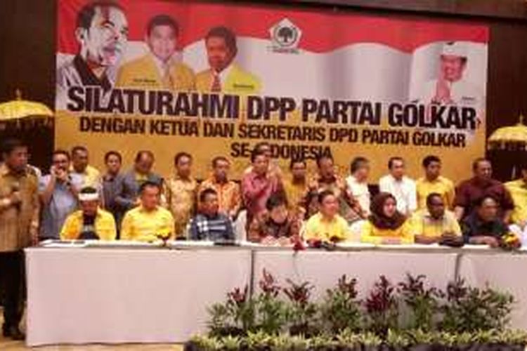 Konferensi pers Partai Golkar di Nusa Dua Bali, Jumat(25/11/2016)