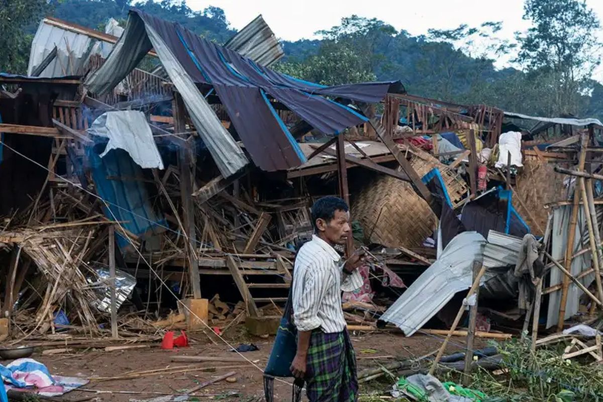 Myanmar telah dilanda konflik selama hampir tiga tahun.