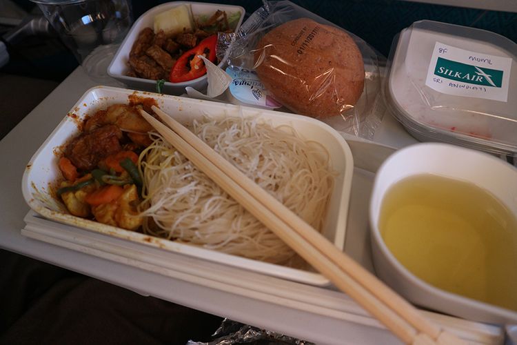 Menu di Economy Class Silk Air