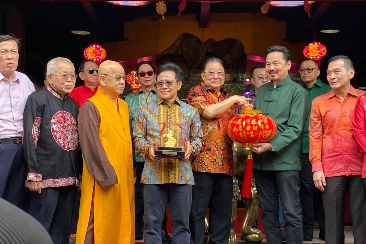 Cak Imin Kunjungi Wihara Avalokitesvara, Rayakan Imlek Bersama Tokoh  Tionghoa
