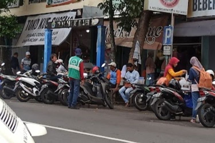 Kondisi parkir di depan Pasar Klojen, Kota Malang beberapa waktu lalu. 