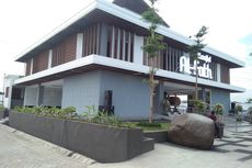 Masjid Al Fath Gresik, Dibangun dari Limbah Pembakaran Batubara