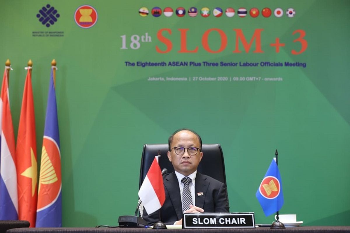 Sekjen Kemnaker Anwar Sanusi, pada pertemuan 18th Senior Labour Officials Meeting Plus Three (SLOM+3) yang diadakan secara hybrid virtual meeting, di Jakarta, Selasa (27/10/2020).