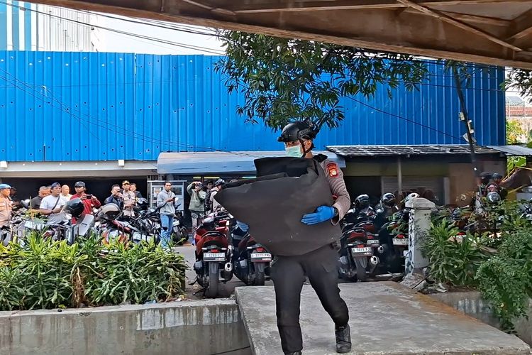 2 Granat Ditemukan di Lahan Kosong Cempaka Putih Jakpus, Gegana Sterilisasi Lokasi