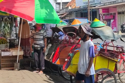 Pedagang hingga Tukang Becak Kompak Tunjukkan Sikap Sempurna Saat 