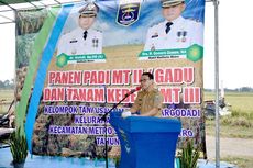 Ingin Petani Lebih Makmur, Walkot Mahdi Serahkan Bantuan Alsintan ke Kelompok Tani Margodadi