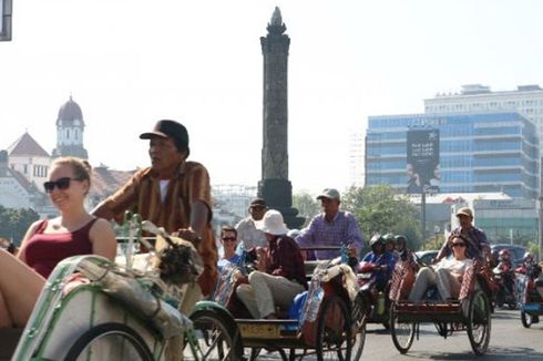 15 Turis Belanda Naik Becak Keliling Kota Semarang, Simak Penuturannya