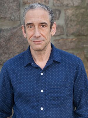 Douglas Rushkoff secara tidak sengaja masuk ke dunia mega miliarder yang bersiap untuk kiamat.
