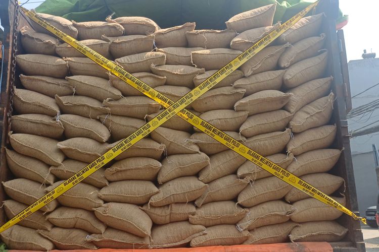 Polisi Bongkar Dugaan Impor Ilegal 49,85 Ton Kacang Tanah Asal India, Masuk ke Jakut Lewat Dumai