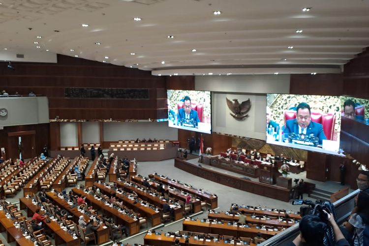 Suasana Rapat Paripurna DPR Masa Sidang I Tahun Sidang 2023/2024 di Gedung DPR, Senayan, Jakarta, pada Selasa (22/8/2023). 
