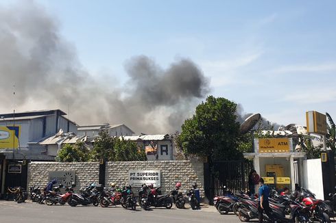 Penjelasan PT SPS soal Kebakaran Pabrik Tisu di Mojokerto yang Tewaskan 1 Pegawai