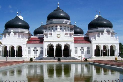 Masjid-masjid Terbesar, Termegah, dan Termahal di Indonesia (II)