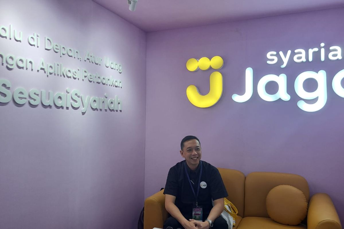 Head of Sharia Business Bank Jago Waasi Sumintardja saat ditemui di Yogyakarta, Sabtu (4/5/2024).