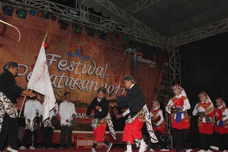 Pertunjukan Reog Bulkiyo dari Blitar, Jawa Timur.