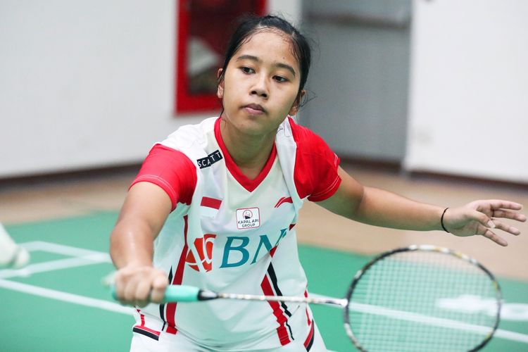 Pebulu tangkis tunggal putri Indonesia, Aisyah Sativa Fatetani, menjadi bagian dalam skuad Indonesia pada Uber Cup 2022.