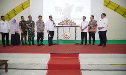 Staf Khusus Menaker RI dan Bupati Pringsewu Resmi Buka Sosialisasi Magang ke Luar Negeri