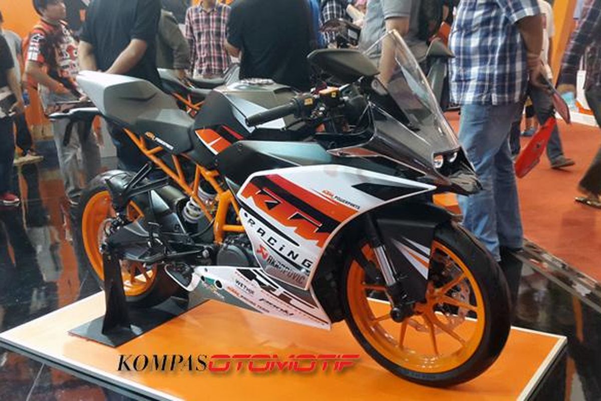 KTM RC 250 diskon lebih dari Rp 25 juta di GIIAS 2016.