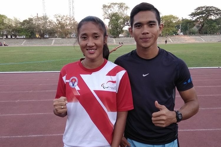 Pasangan atlet Asian Para Games 2018 perwakilan Indonesia, Nur Ferry Pradana dan Putri Aulia, saat diwawancarai di Stadion Sriwedari, Solo, Kamis (27/9/2018).