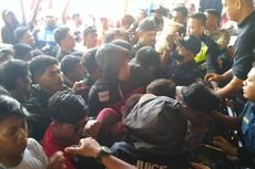 Ricuh di Pelabuhan Baubau, Ratusan Kader HMI Tanpa Tiket Kapal Paksa Masuk Ruang Tunggu