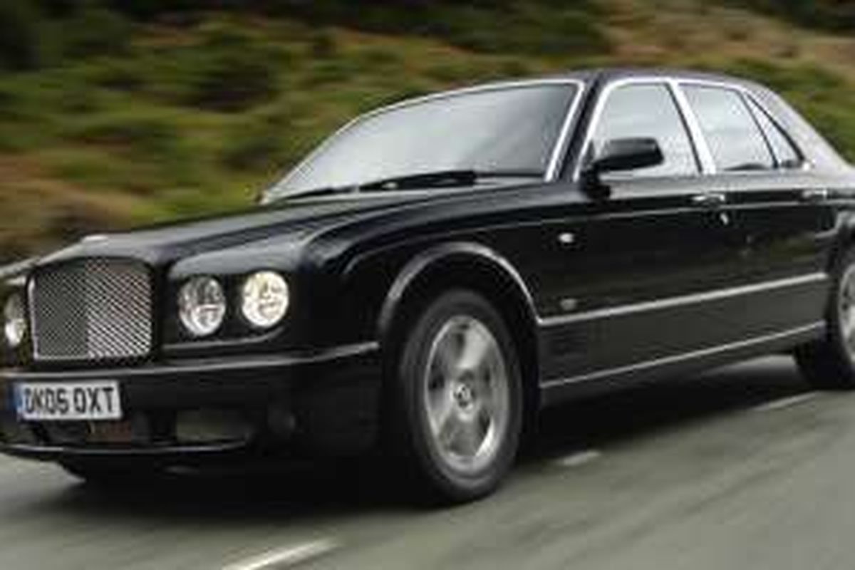 Bentley Arnage, salah satu model lawas yang bisa ikut serta dalam program servis Bentley Indonesia.