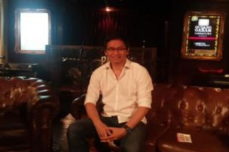 Addie MS hadir sebagai pembicara dalam diskusi buku 100 Tahun Musik Indonesia, karya mendiang pengamat musik Denny Sakrie, di Pisa Cafe, Jakarta Pusat, Jumat (10/4/2015).