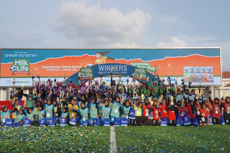 Partai final MilkLife Soccer Challenge ? Kudus Series 1 2024 yang diselenggarakan di Supersoccer Arena, Kudus, Jawa Tengah, Minggu (3/3) berlangsung penuh kejutan.