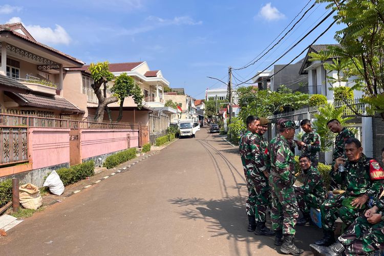Ada Aksi Massa Dini Hari, Rumah Sri Mulyani di Bintaro Kini Dijaga TNI