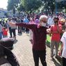 Detik-detik Ganjar Tertibkan Antrean BST: Bahaya Ini, Jangan Ngeyel