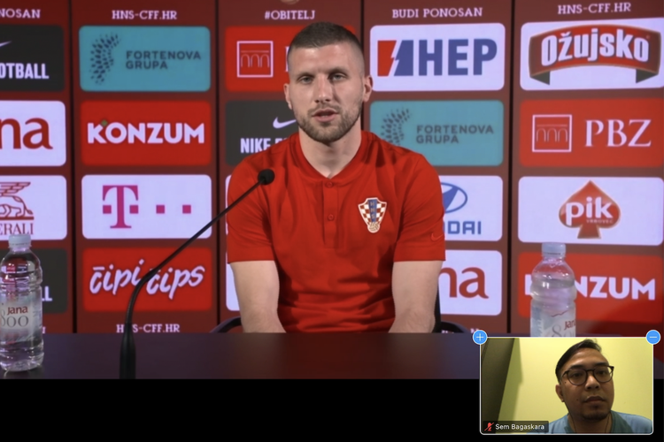 Penyerang Kroasia Ante Rebic berbicara kepada KOMPAS.com dalam sesi konferensi pers virtual jelang Euro 2020 di Rovinj, Rabu 9 Juni 2021.