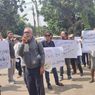 Diduga Ada Kecurangan PPDB, Massa Berunjuk Rasa di Depan Kantor Dinas Pendidikan Tangerang
