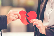 9 Tanda Hubungan Cinta Mulai Rusak dan Solusi Memperbaikinya
