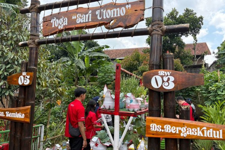 Toga Tani Sari Utomo merupakan bagian dari program Smartani yang diterapkan di Desa Bergas Kidul, Kecamatan Bergas, Jateng. 