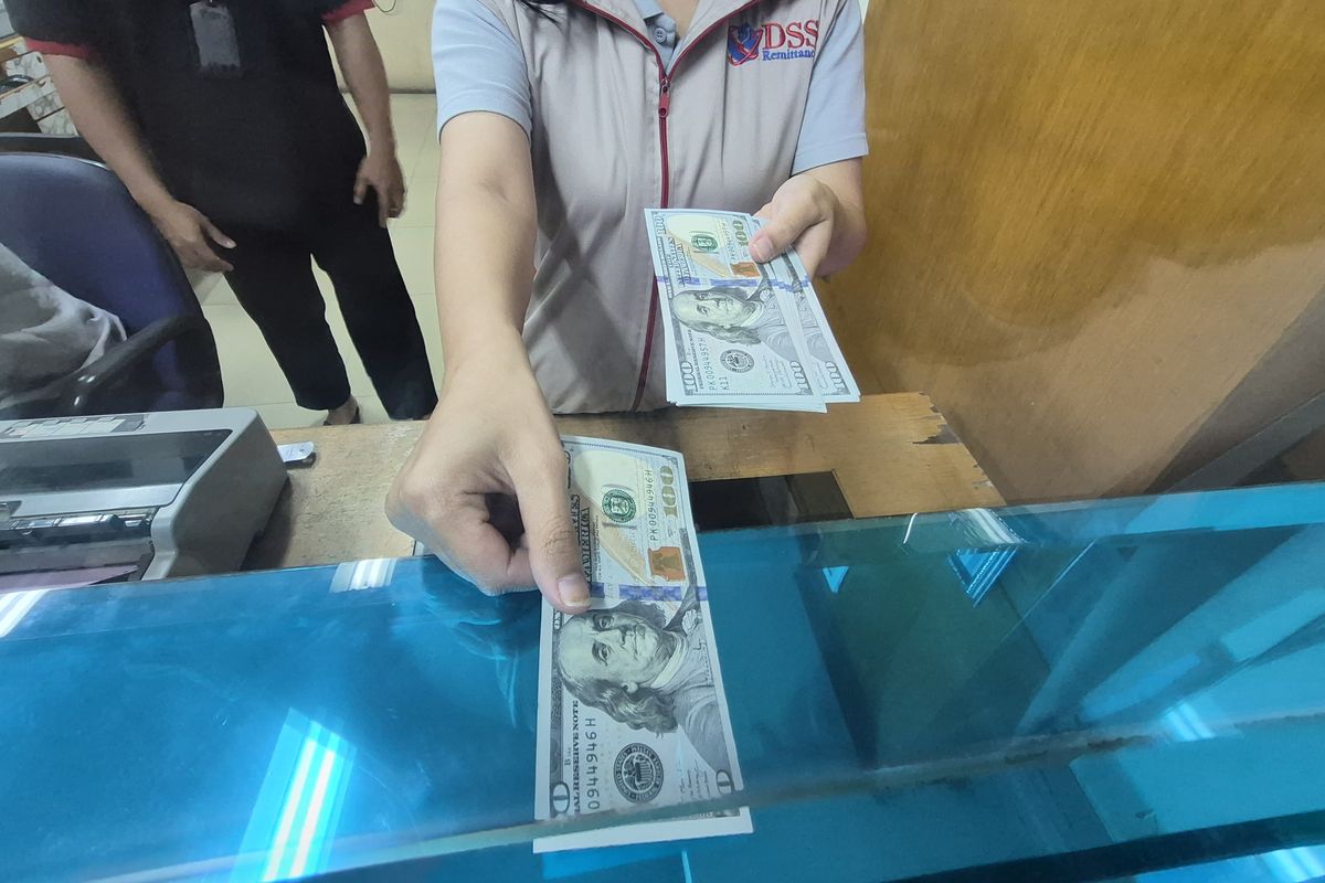 Rupiah Perkasa ke Rp 17.709 Per Dollar AS, Pengamat Sebut Masih Bersifat Sementara