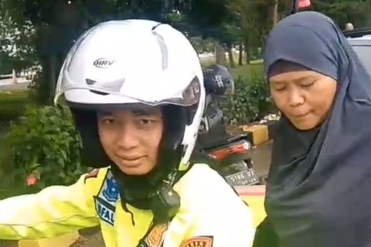 Momen Haru, Ibu Pemudik Asal NTB yang Tertinggal di Tol Cipali Bertemu Keluarganya