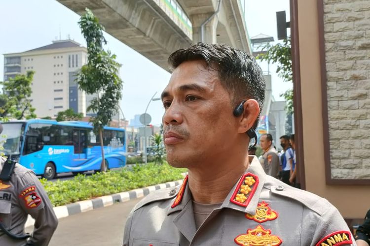 Kepala Pelayanan Markas Besar Kepolisian Republik Indonesia (Kayanma Polri) Kombes Yudhi Sulistianto di Lapangan Bhayangkara, Mabes Polri, Jakarta, Jumat (25/11/2022).