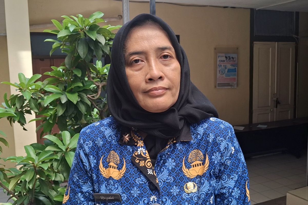 Kepala Dinas Kesehatan Lumajang dr. Rosyidah