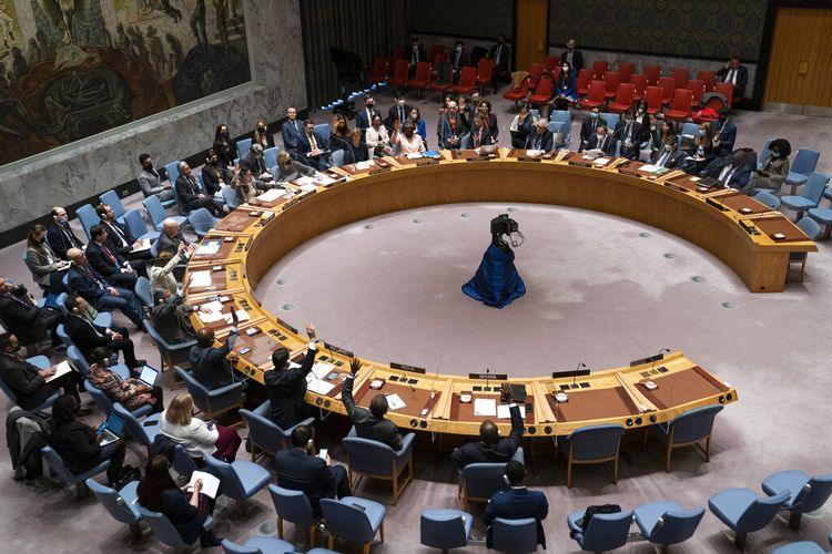 Anggota Dewan Keamanan PBB memilih untuk abstain dari resolusi yang diusulkan oleh Federasi Rusia dan karena itu mencegah pengesahannya selama pertemuan Dewan Keamanan PBB, Rabu, 23 Maret 2022, di markas besar PBB. 