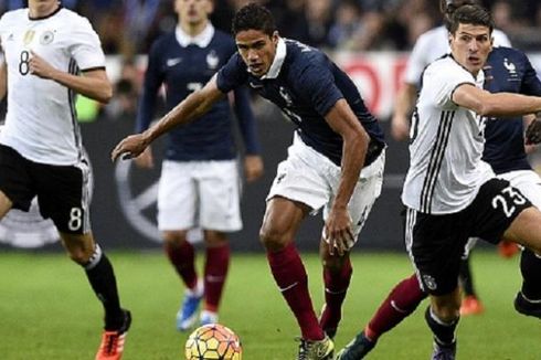 Timnas Perancis dan Jerman Sempat Bermalam di Stade de France
