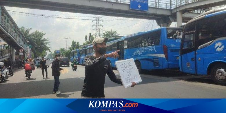 PPKM Darurat Dinilai Sulitkan Rakyat Kecil, Apa yang Harus Dibenahi? - Vimarsana News