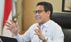 Kepada Mahasiswa Unhas, Gus Menteri Minta Mereka Bertindak Jika Mendapati BUMDes Merugikan Masyarakat