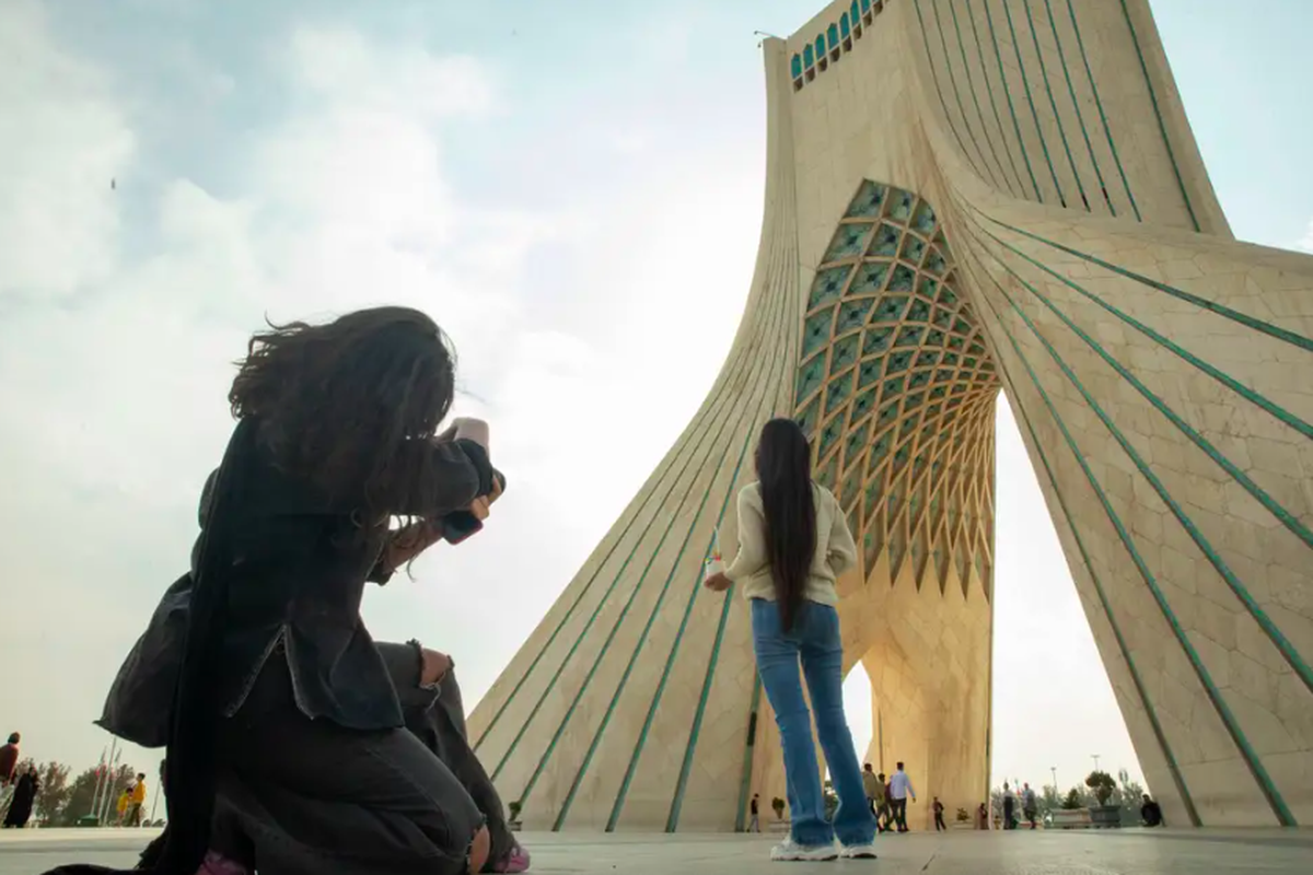 Menara Azadi Teheran