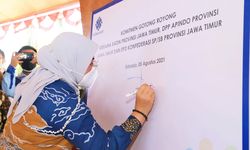 Tanda Tangani Komitmen Gotong Royong Perangi Covid-19, Menaker Ida: Kita Tidak Akan Kalah