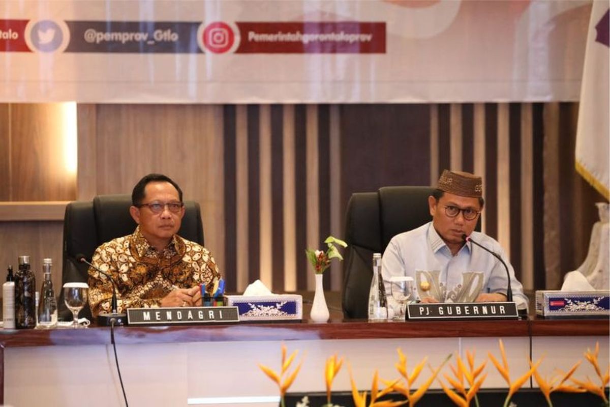 Mendagri dorong Pemprov Gorontalo tingkatkan pendapatan PAD yang disampaikan dalam acara Forum Koordinasi Pimpinan Daerah (Forkopimda) dan Pimpinan Organisasi Perangkat Daerah (OPD) lingkup Pemprov Gorontalo di Hotel Aston Gorontalo, Kamis (1/9/2022) 
