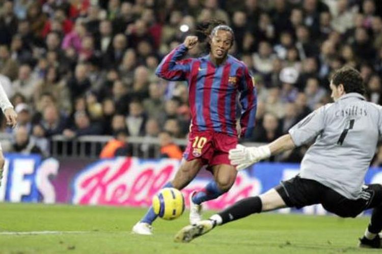 Ronaldinho mencetak gol ke gawang Iker Casillas setelah mengelabui Sergio Ramos di sisi kanan pertahanan Real Madrid. Ronaldinho menjadi pemain kedua yang menerima standing ovation di Stadion Santiago Bernabeu.